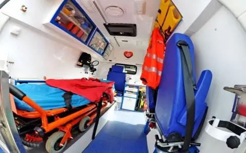 Kto wystawia zlecenie na transport medyczny? Kluczowe informacje