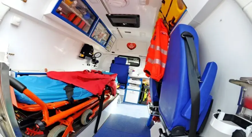 Kto wystawia zlecenie na transport medyczny? Kluczowe informacje