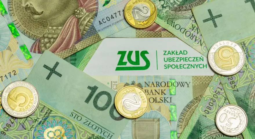 ZUS i polskie złotówki. Jak wygląda kwarantanna a umowa zlecenie w kontekście finansowym?